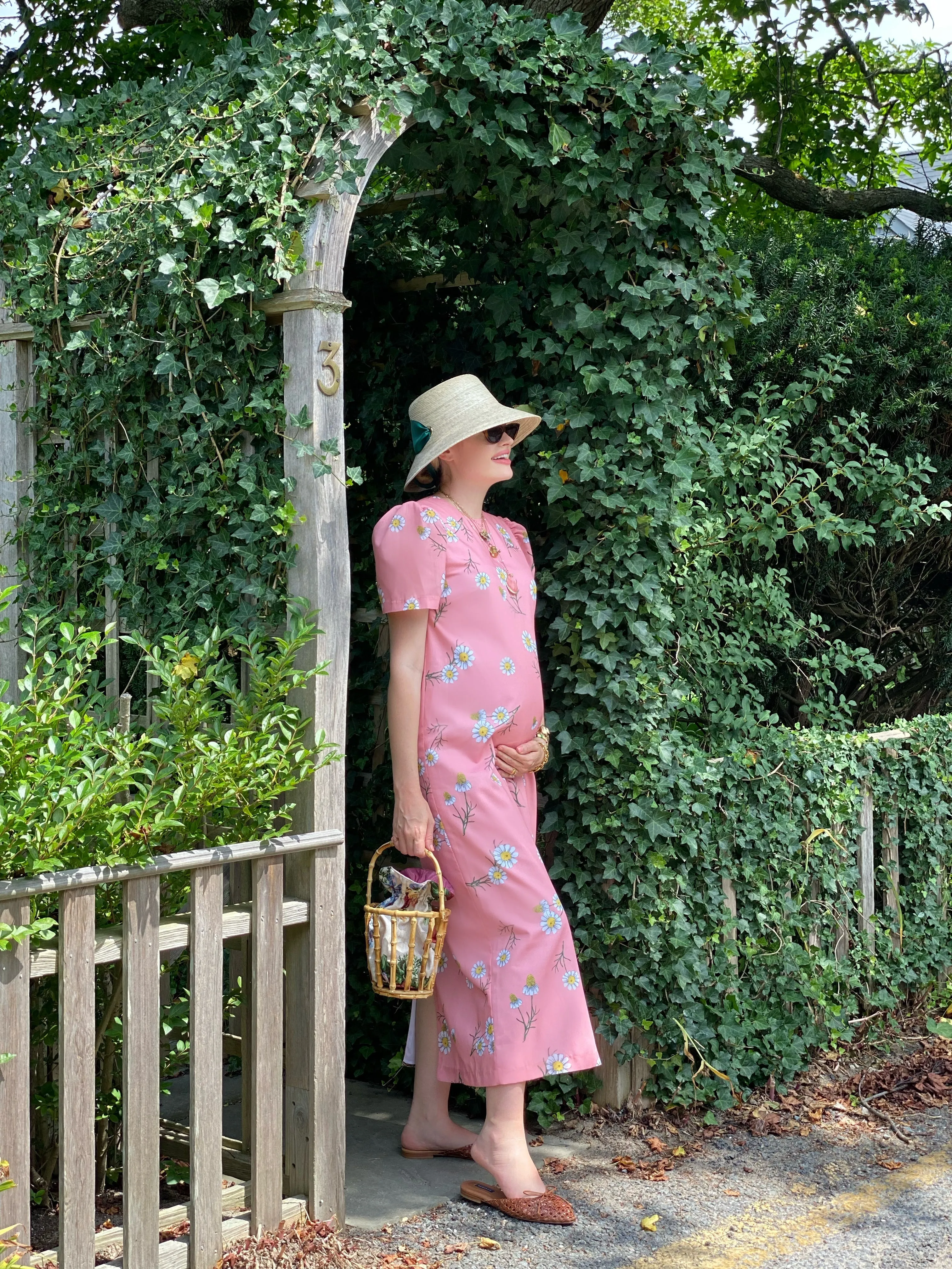 Clematis Bucket Hat - Black Wide & Short Grosgrain Ribbon
