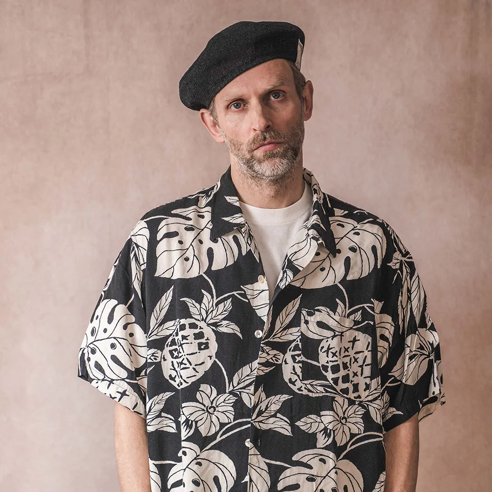 S PAPER BERET