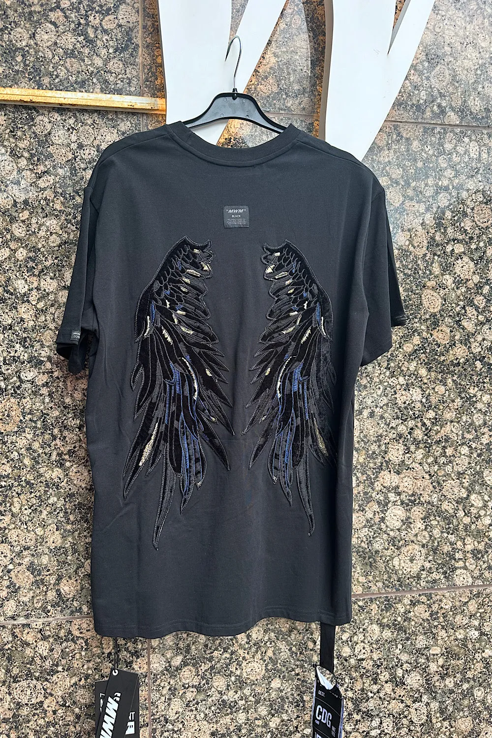 WINGS CAPS T-SHIRT  015